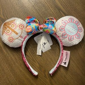 NWT Its a Small World Mickey Ears